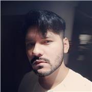 Estudiante del ultimo semestre de diseño gráfico, también estoy estudiando licenciatura de lenguas extranjeras con énfasis en ing